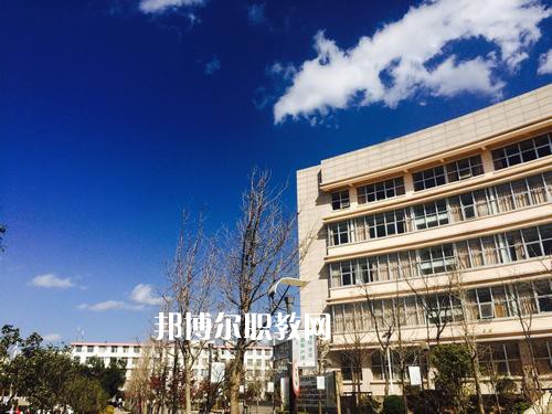 云南林業(yè)學(xué)校2021年報名條件、招生要求、招生對象