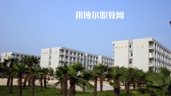 云南夏蒙衛(wèi)生學校2021年報名條件、招生要求、招生對象