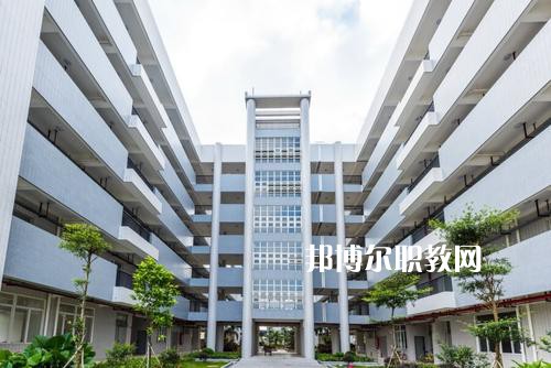 秦皇島市燕?？萍悸殬I(yè)學(xué)校2022年有哪些專業(yè)