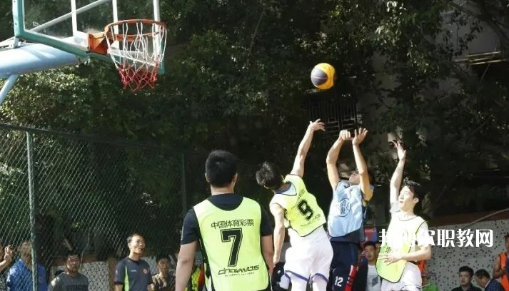 揭陽體育運(yùn)動學(xué)校2022年報名條件、招生要求、招生對象
