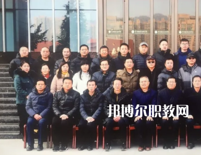 平?jīng)鲶w育運(yùn)動(dòng)學(xué)校2022年報(bào)名條件、招生要求、招生對(duì)象 