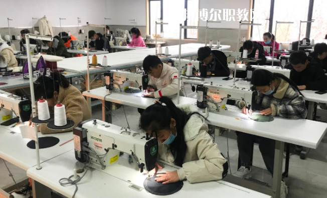 貴州特殊教育中等職業(yè)技術學校2022年報名條件、招生要求、招生對象