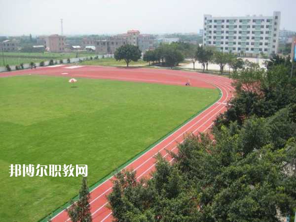 重慶航運旅游學校怎么樣、好不好