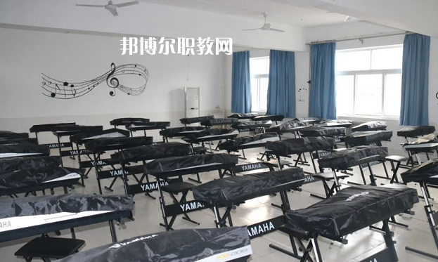 渭南華州區(qū)職業(yè)教育中心2022年報名條件、招生要求、招生對象