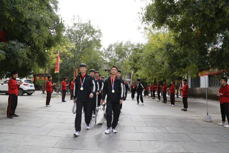 平?jīng)鲠轻嘉奈鋵W(xué)校2022年報(bào)名條件、招生要求、招生對(duì)象