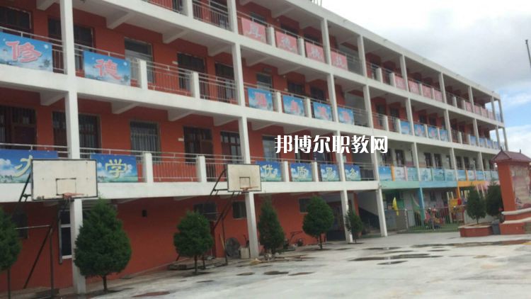 榆林東方職業(yè)技術學校2022年報名條件、招生要求、招生對象