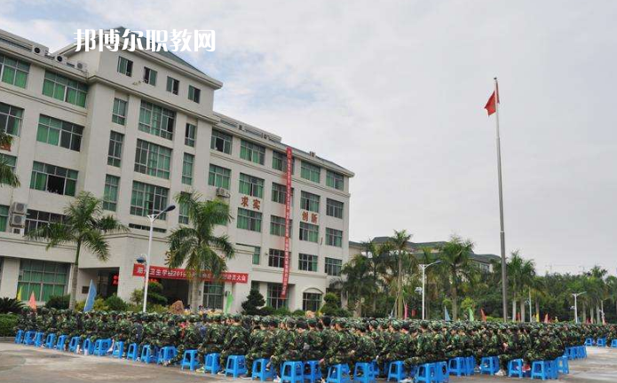 廣東省潮州衛(wèi)生學(xué)校2022年報(bào)名條件、招生要求、招生對象