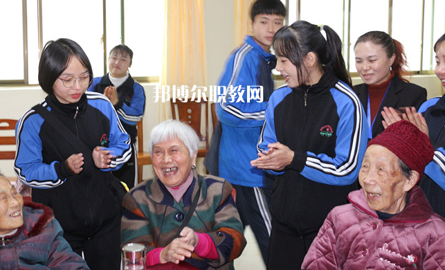 銅仁碧江中等職業(yè)學校2022年報名條件、招生要求、招生對象