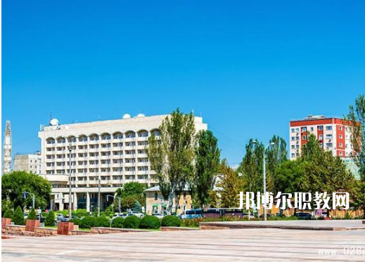 閬中旅游學(xué)校2022年報名條件、招生要求、招生對象