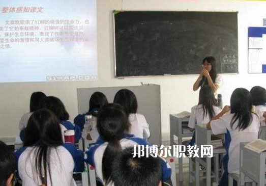 汕頭中博職業(yè)技術(shù)學(xué)校2022年報(bào)名條件、招生要求、招生對象