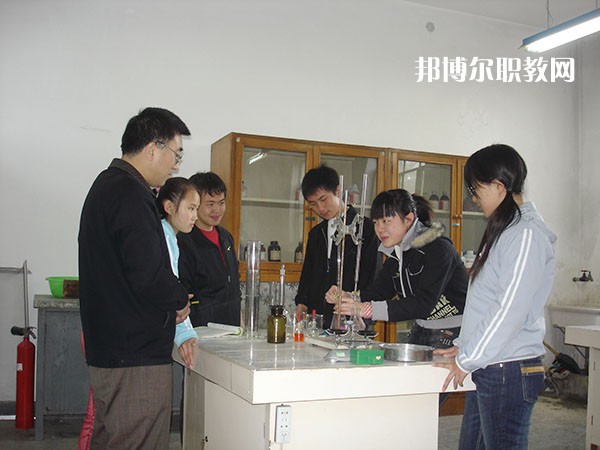 秦皇島市職業(yè)技術(shù)學(xué)校2022年學(xué)費(fèi)、收費(fèi)多少