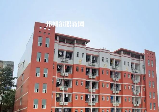 四川瀘縣建筑職業(yè)中專學校2022年報名條件、招生要求、招生對象