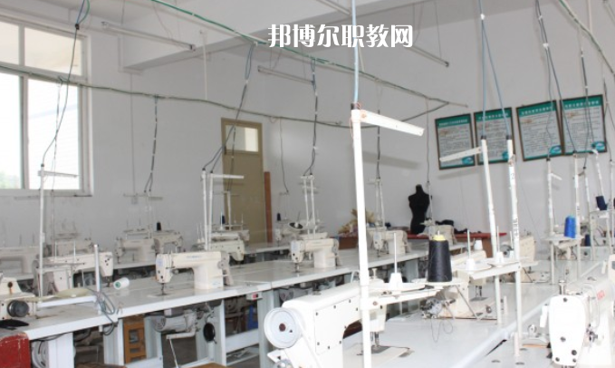 貞豐縣職業(yè)技術(shù)學(xué)校2022年報(bào)名條件、招生要求、招生對(duì)象