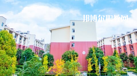 黔東南中等職業(yè)技術(shù)學(xué)校2022年學(xué)費(fèi)、收費(fèi)多少