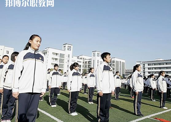 揚(yáng)州旅游商貿(mào)學(xué)校2022年招生辦聯(lián)系電話(huà)