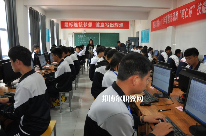 魏縣綜合職業(yè)技術(shù)教育中心2022年報名條件、招生要求、招生對象
