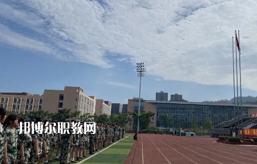 曲靖麒麟職業(yè)技術(shù)學(xué)校2022年報(bào)名條件、招生要求、招生對(duì)象