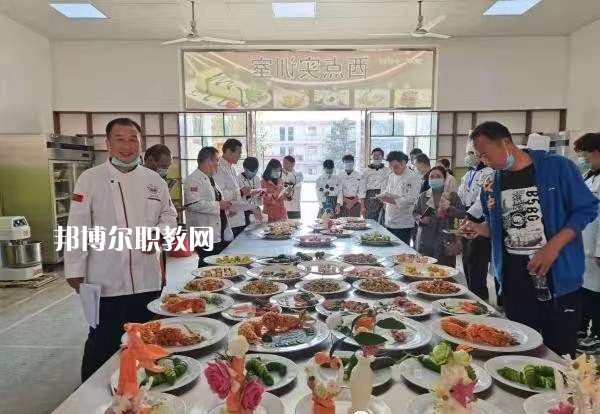 淮北市烈山區(qū)中等專業(yè)學(xué)校2022年報名條件、招生要求、招生對象