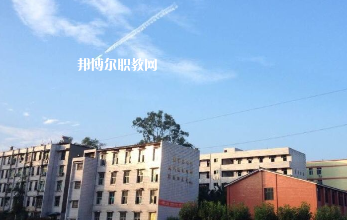 宜賓敘州區(qū)柳嘉職業(yè)技術(shù)學(xué)校2022年怎么樣、好不好