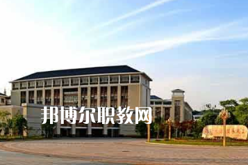 江漢油田職業(yè)技術(shù)學(xué)校2022年報(bào)名條件、招生要求、招生對(duì)象