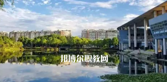 寧波高職?？圃盒Ｅ琶?強