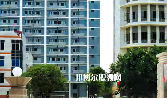 南寧工貿(mào)職業(yè)技術(shù)學校2022年學費、收費多少