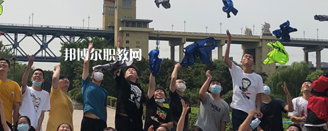 2023南京市公用事業(yè)技工學(xué)校招生計(jì)劃 招生人數(shù)是多少(附要求、條件、對象)