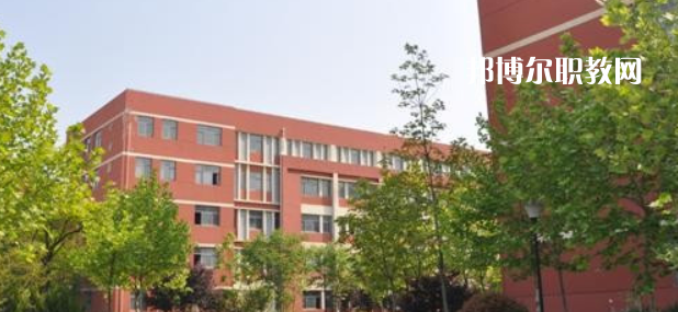 江蘇省東海中等專業(yè)學(xué)校地址在哪里，哪個地區(qū)，哪個城市?