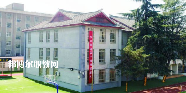 咸陽未來科技職業(yè)學(xué)校地址在哪里，哪個(gè)地區(qū)，哪個(gè)城市?