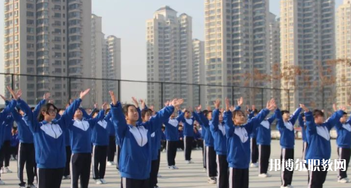 中交第二公路工程局有限公司技工學(xué)校地址，乘車路線