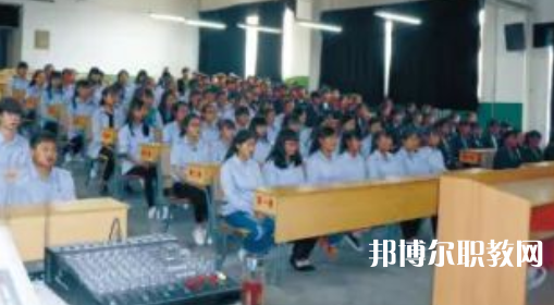 寶雞秦華職業(yè)技術(shù)學(xué)校怎么樣、好不好