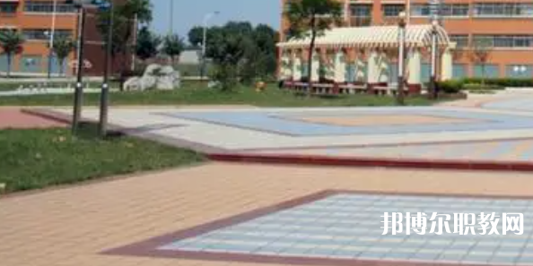 灤州市衛(wèi)生職業(yè)中等專業(yè)學校地址，乘車路線