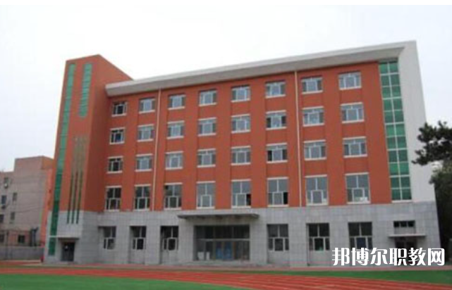 張家口華航中等專業(yè)學校地址，乘車路線