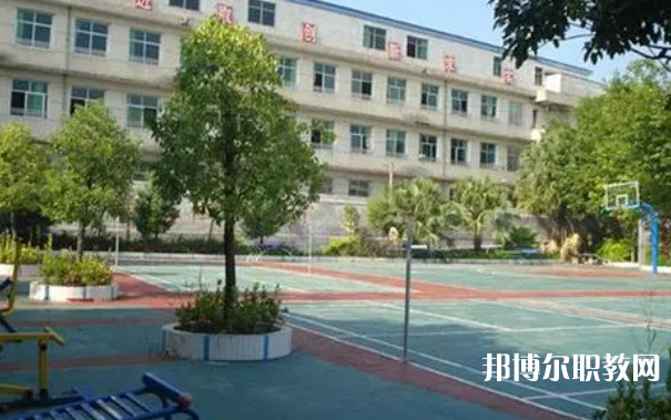 2024隆安縣中等職業(yè)技術(shù)學(xué)校招生計(jì)劃 招生人數(shù)是多少(附要求、條件、對(duì)象)